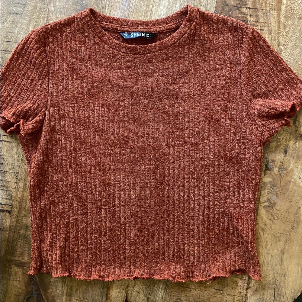 cropped basic t